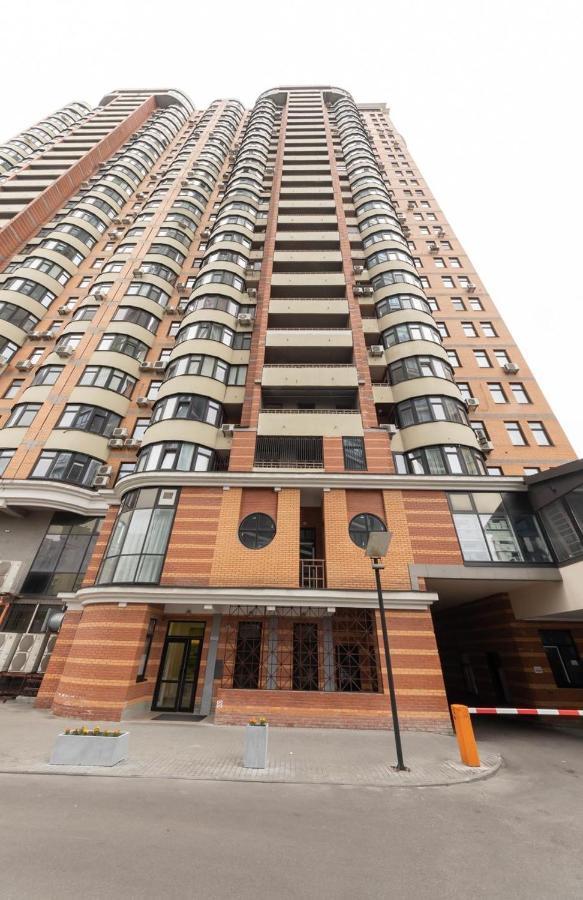Апартаменти Люкс Класу В Новому Будинку В Центрі Kiev Exterior foto